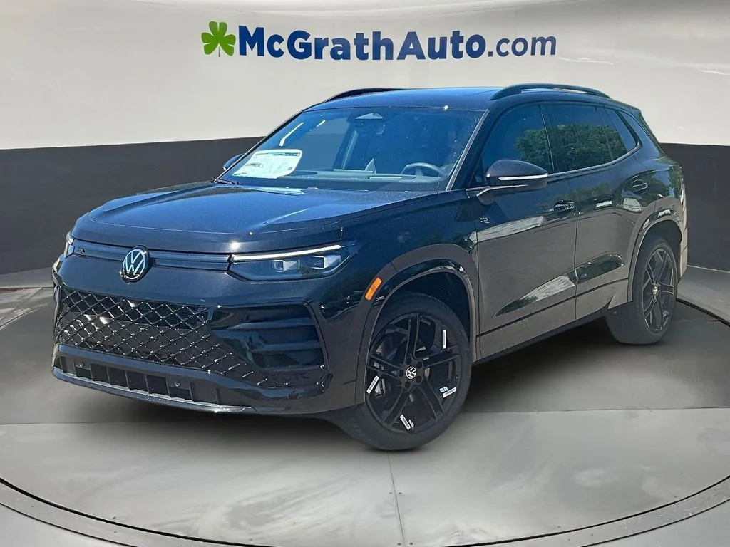 New 2026 Deep Black Pearl Volkswagen 2.0T SE R-Line Black image 2