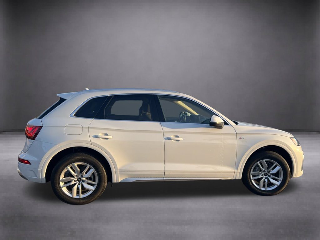 Used 2023 White Audi 45 S line Premium image 9