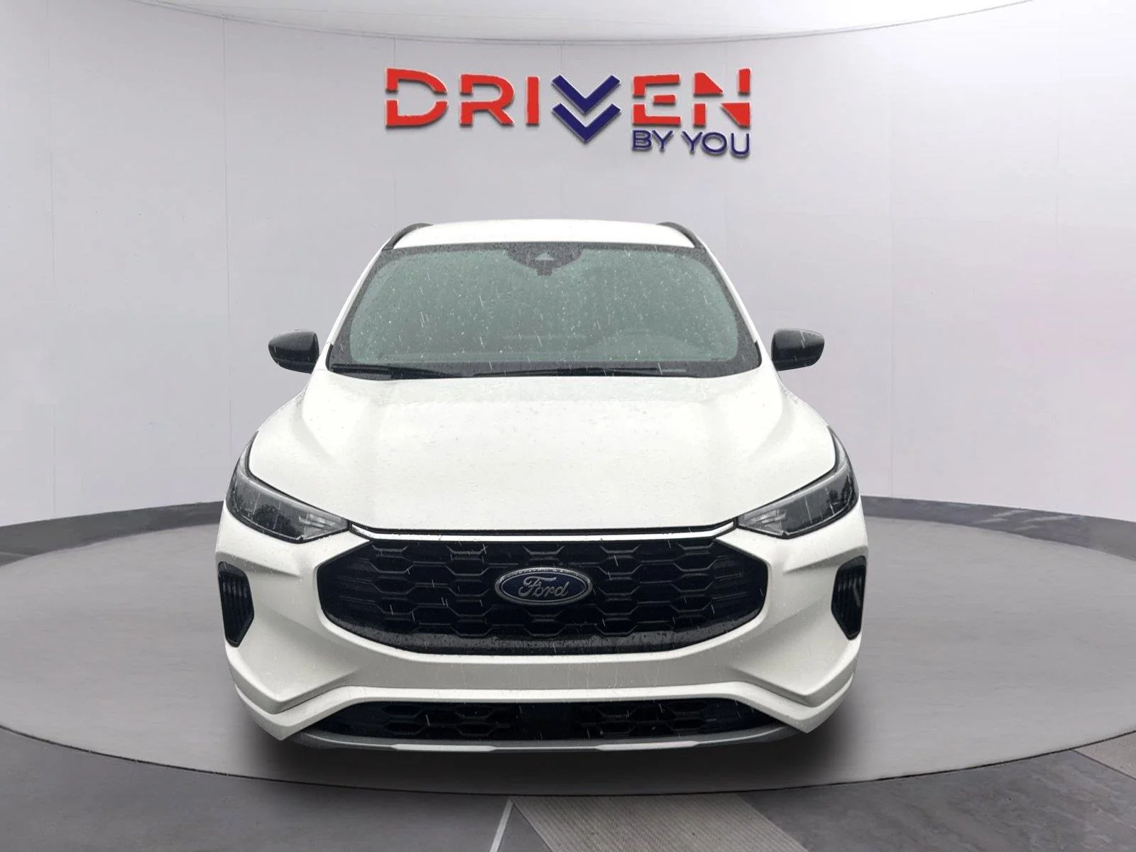 Used 2023 Star White Metallic Tri-Coat Ford ST-Line image 8