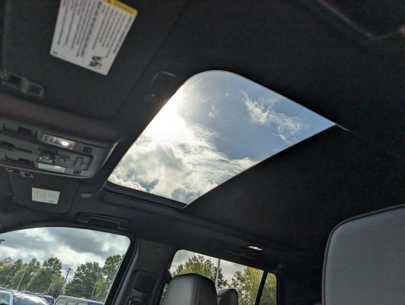 Used 2023 STERLING METALLIC GMC Denali image 15