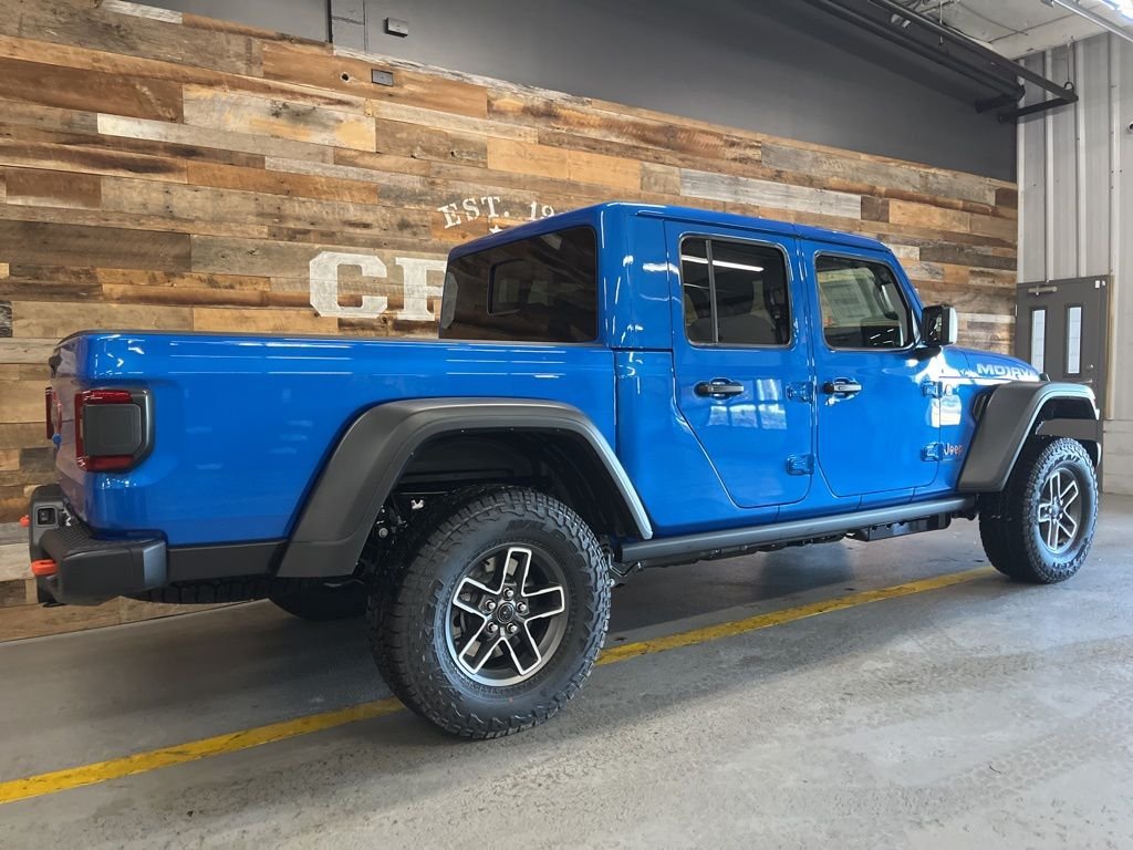 New 2026 Hydro Blue Pearl-Coat Exterior Paint Jeep Mojave image 49