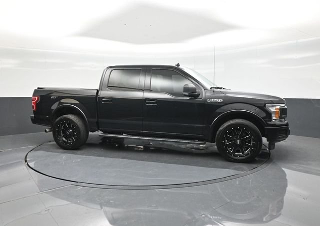 Used 2018 Black Ford XLT image 17