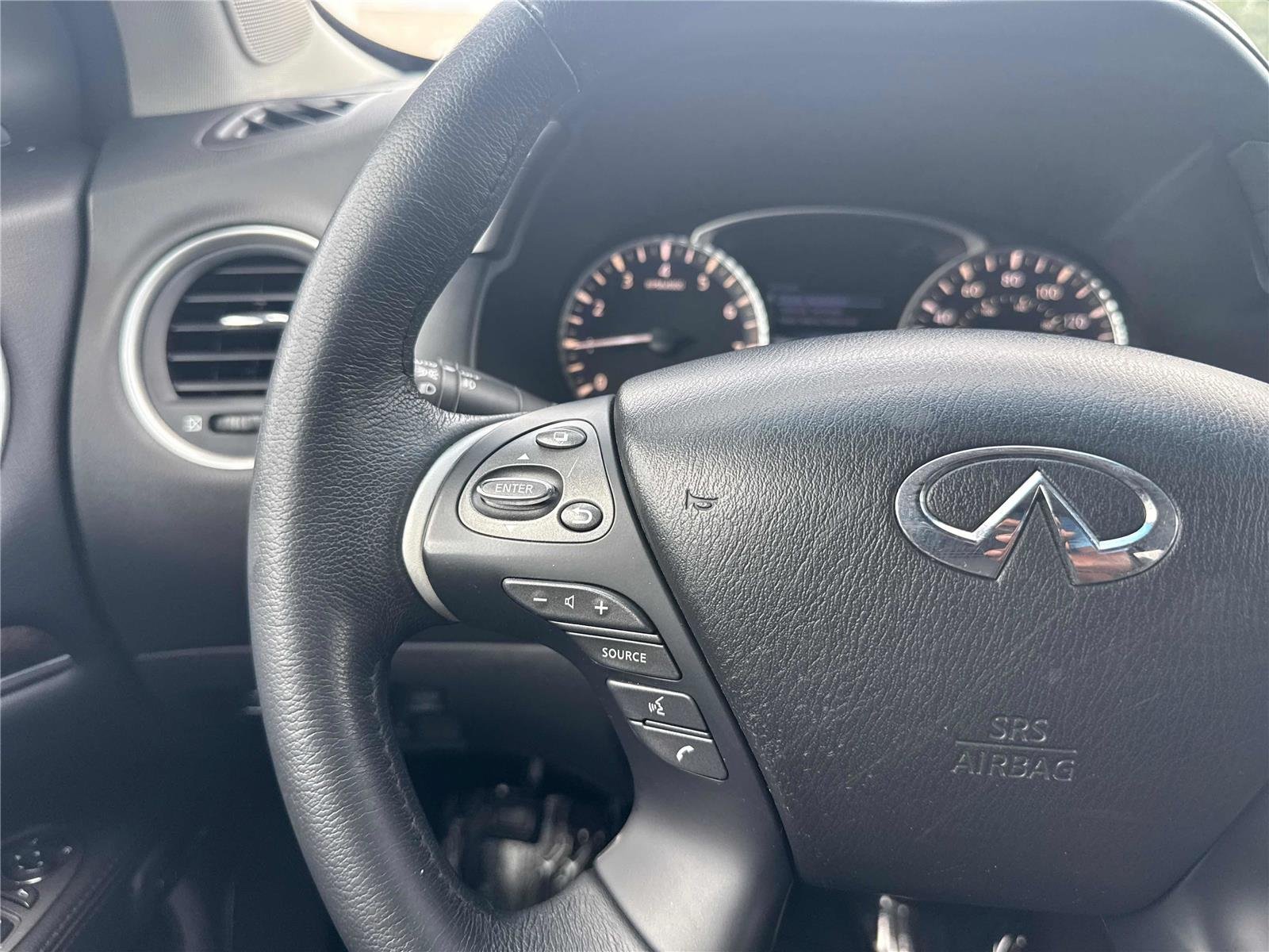 Used 2015 Graphite Shadow INFINITI  image 18