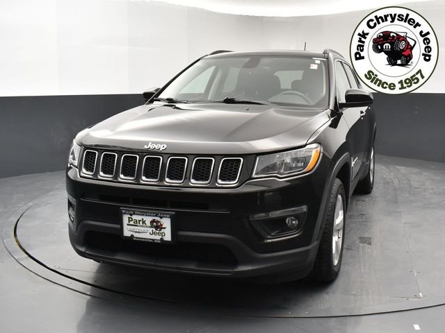 Used 2018 Jeep Compass Latitude with VIN 3C4NJCBB0JT319311 for sale in Burnsville, Minnesota