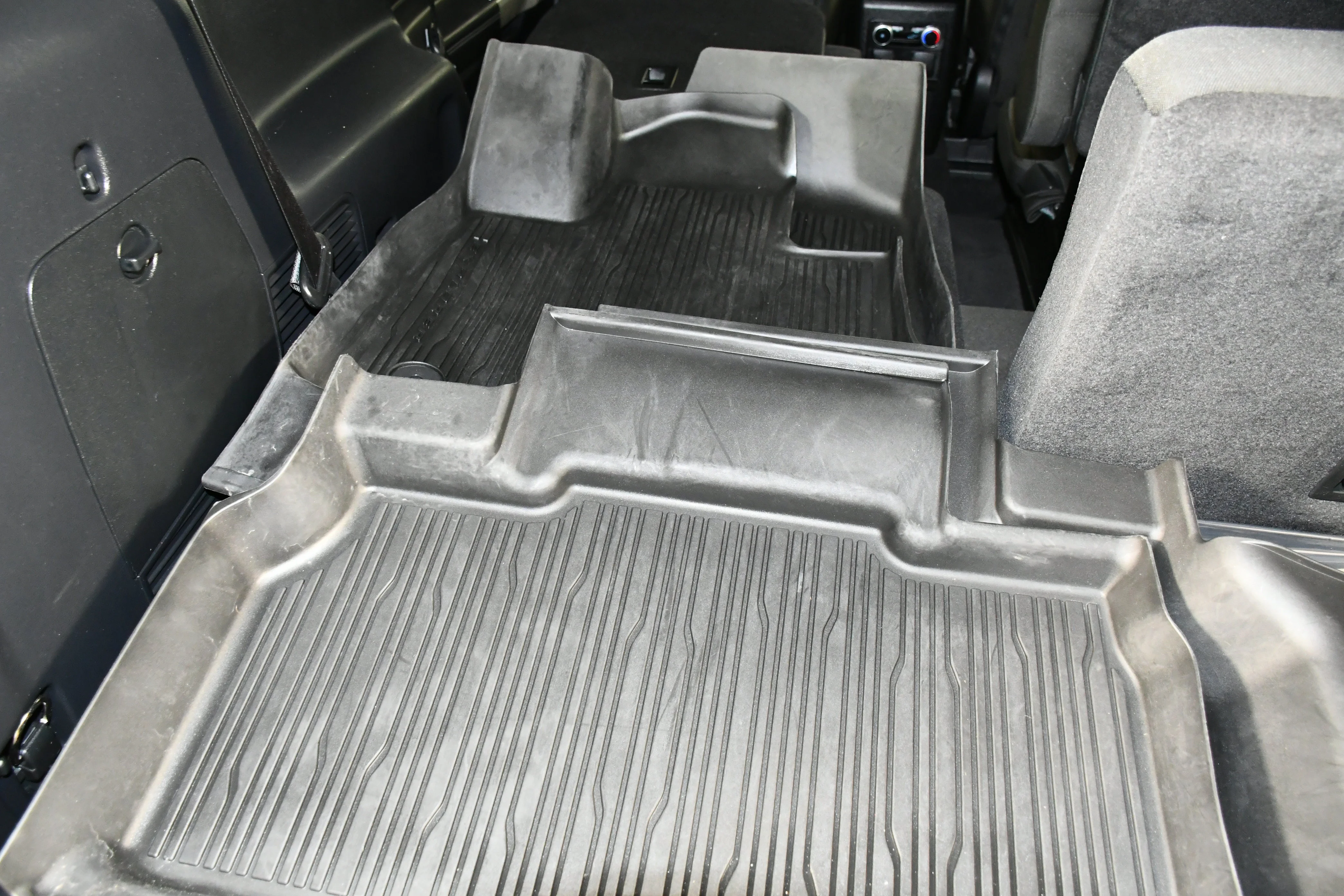 Used 2023 Silver Metallic Ford XLT image 50