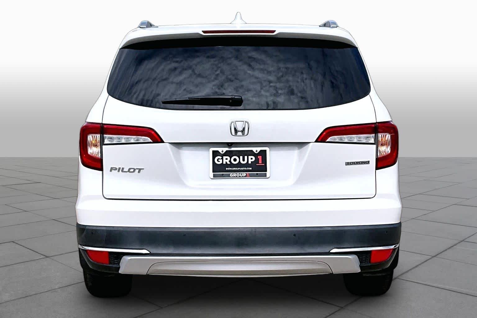 Used 2022 White Honda 2WD Touring 8 Passenger image 5