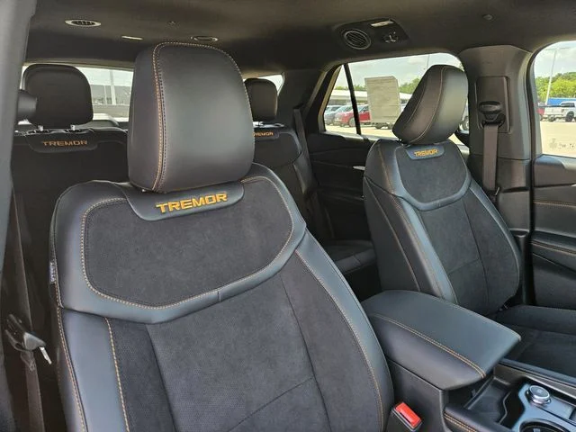 New 2026 Marsh Gray Ford Tremor® image 35