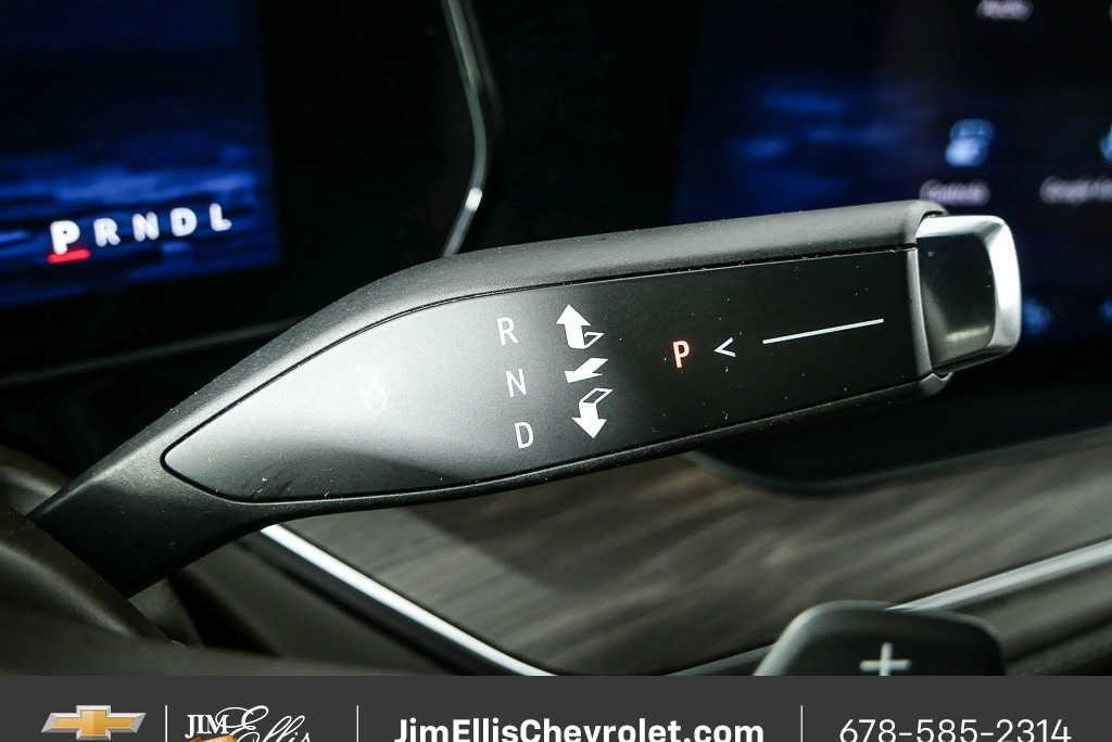 2025 Chevrolet Tahoe LT - Photo 18