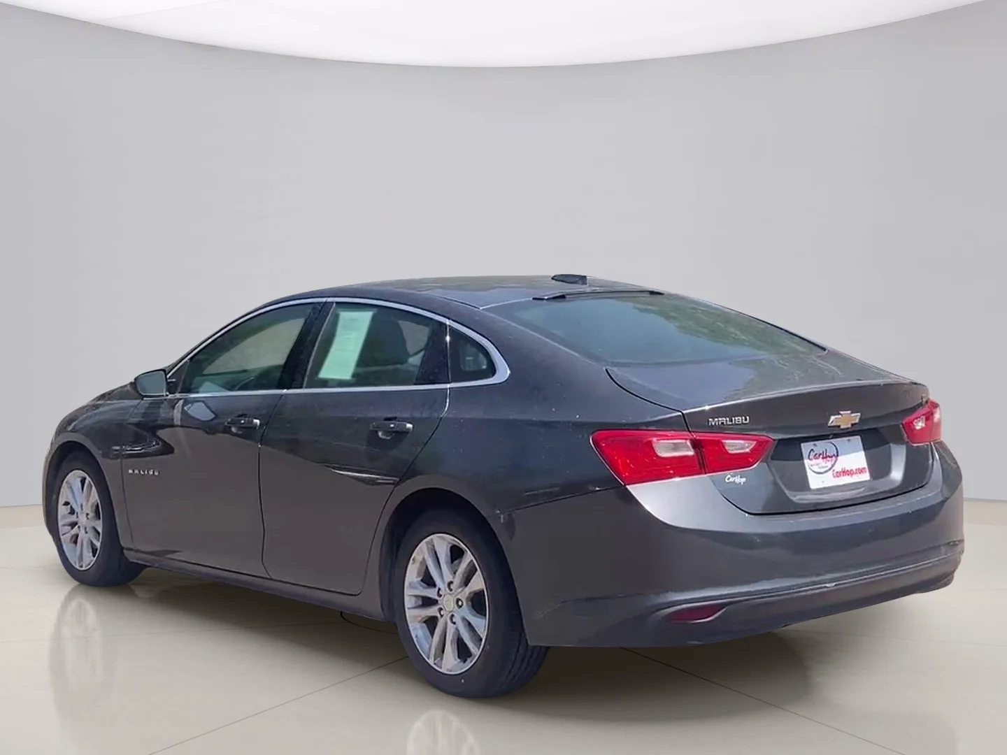 Used 2017 Gray Chevrolet 1LT image 3