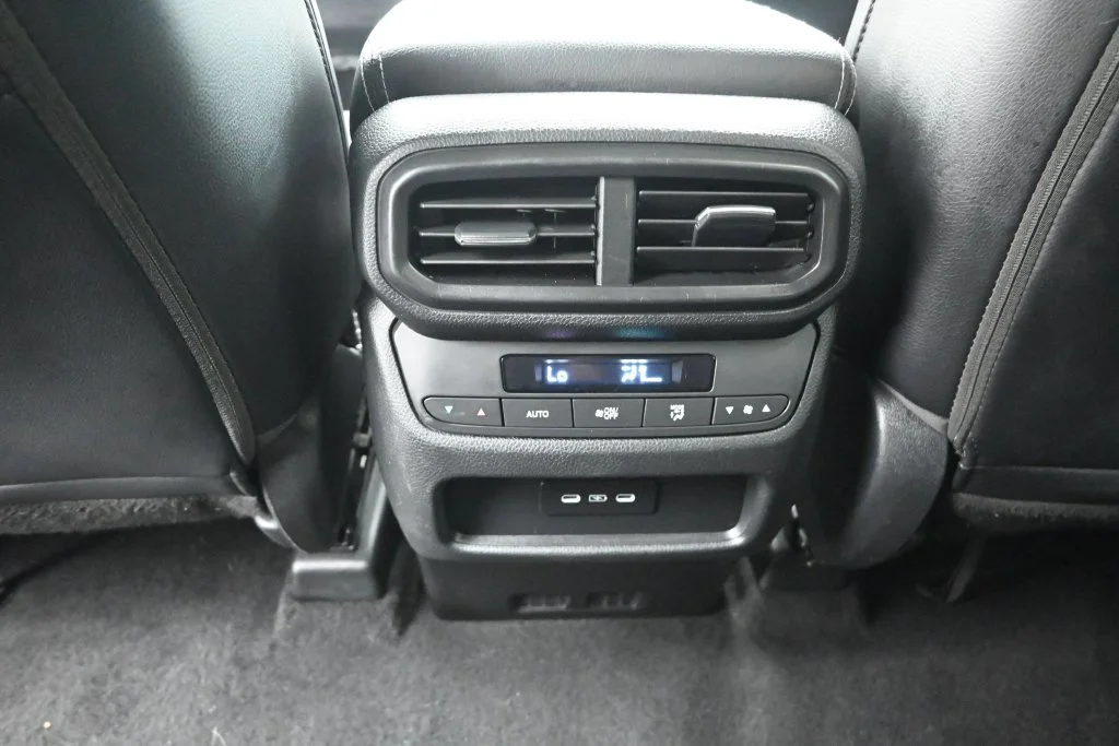 Certified Used 2025 Platinum White Pearl Honda EX-L image 19