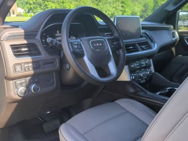 Used 2023 Silver GMC SLT image 20