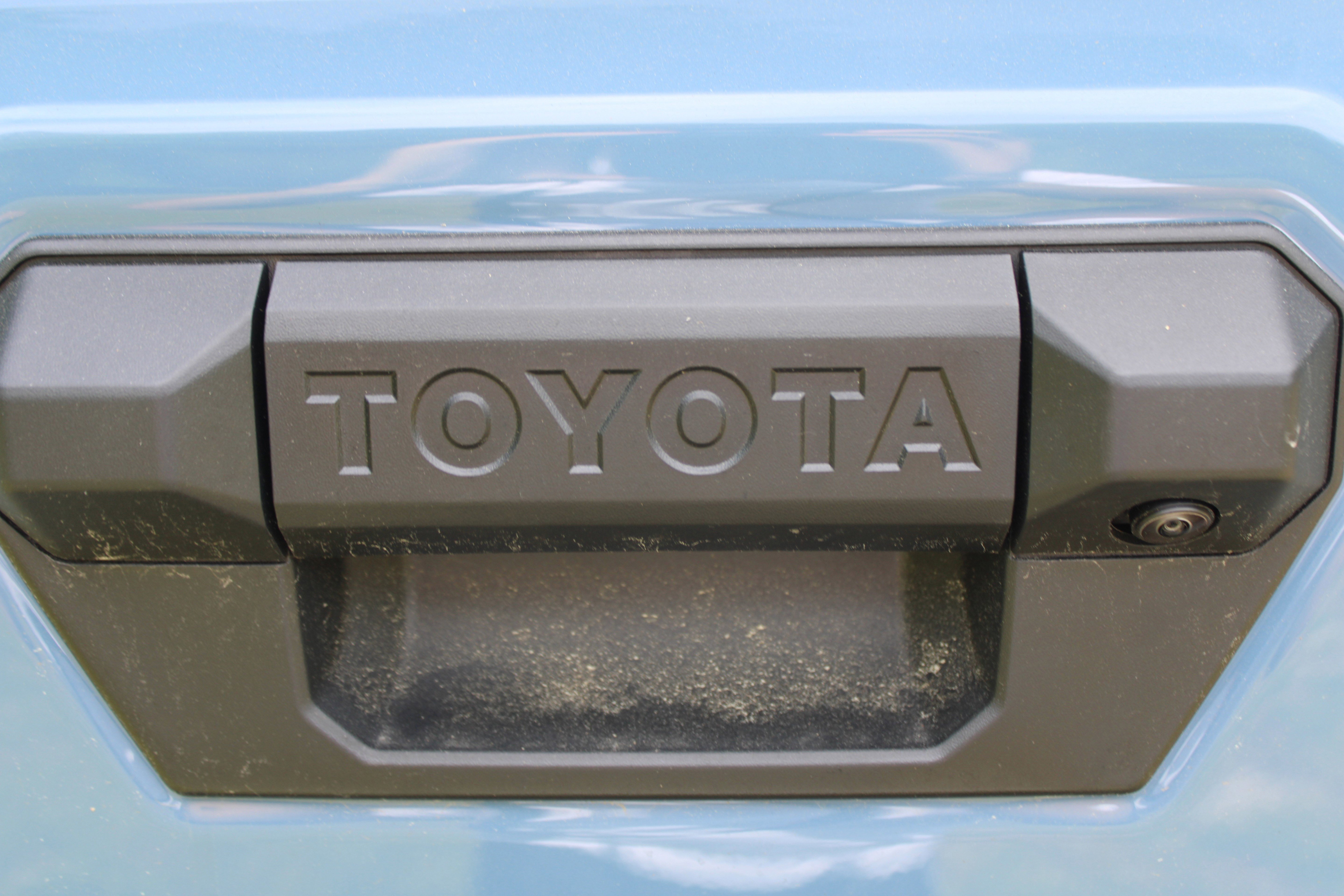 2026 Toyota Tacoma SR5 - Photo 10