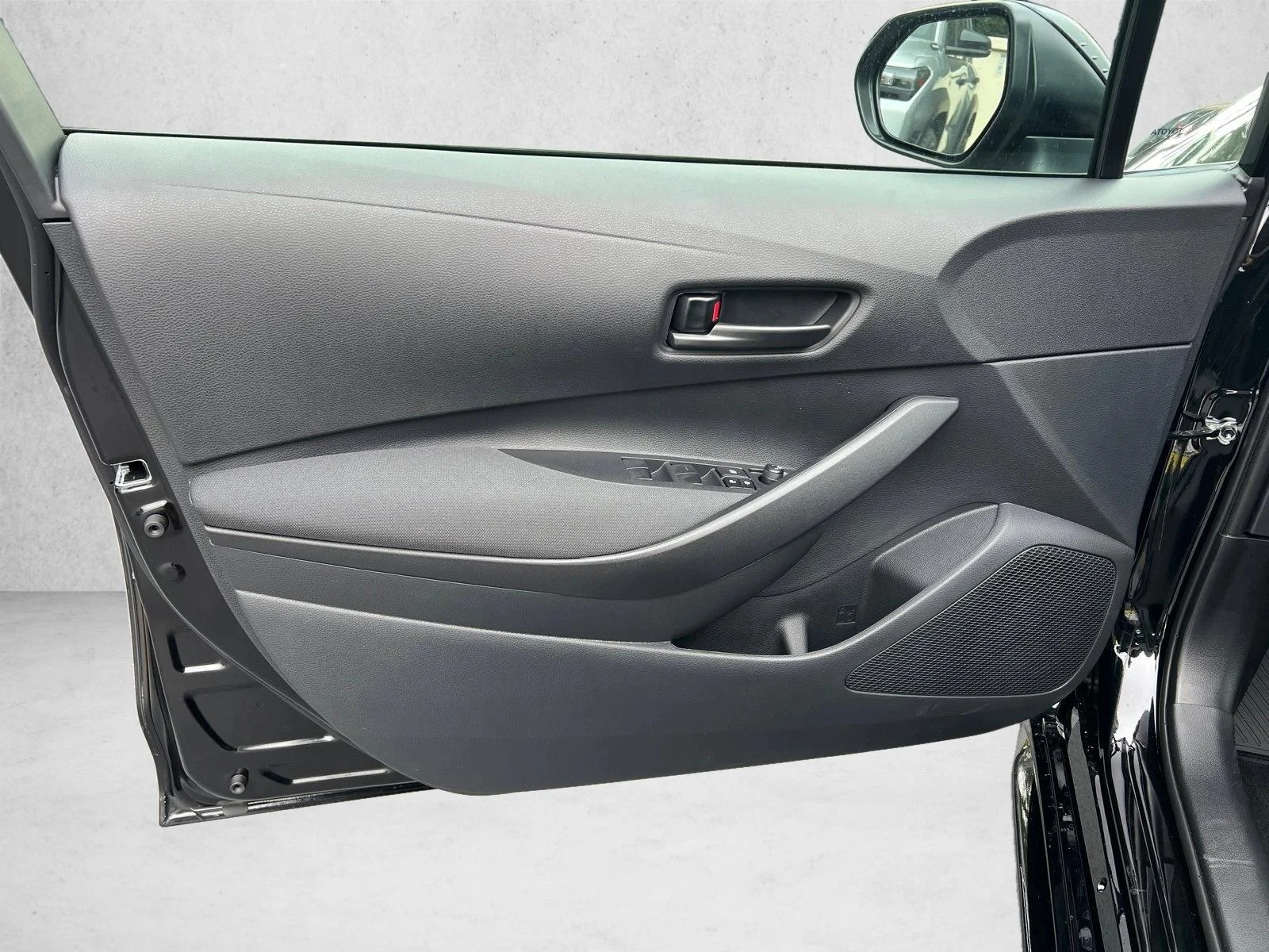 New 2026 Midnight Black Metallic Toyota LE image 10