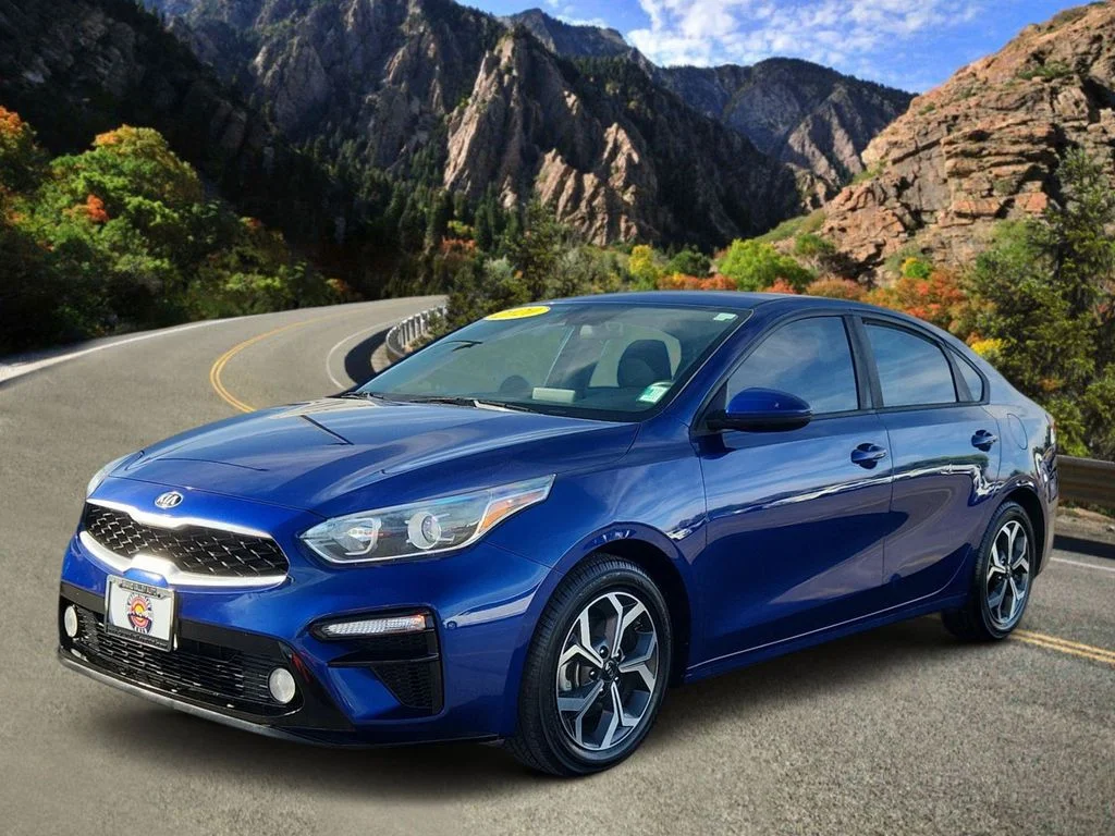 Used 2020 Blue Kia LXS image 5