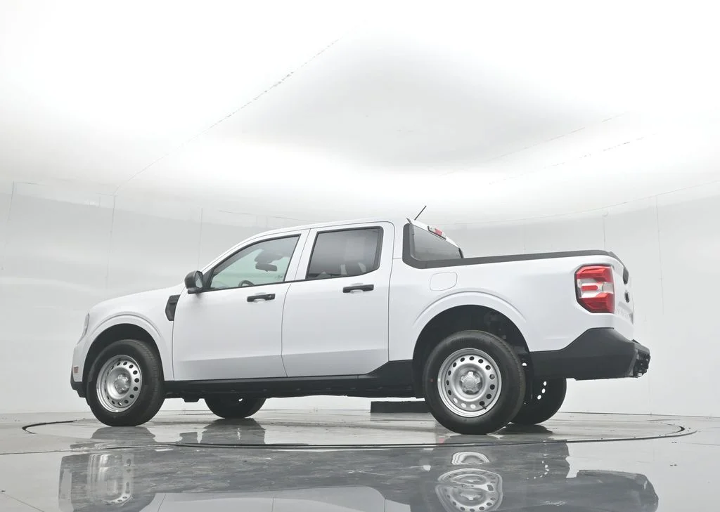 New 2026 Oxford White Ford XL image 47