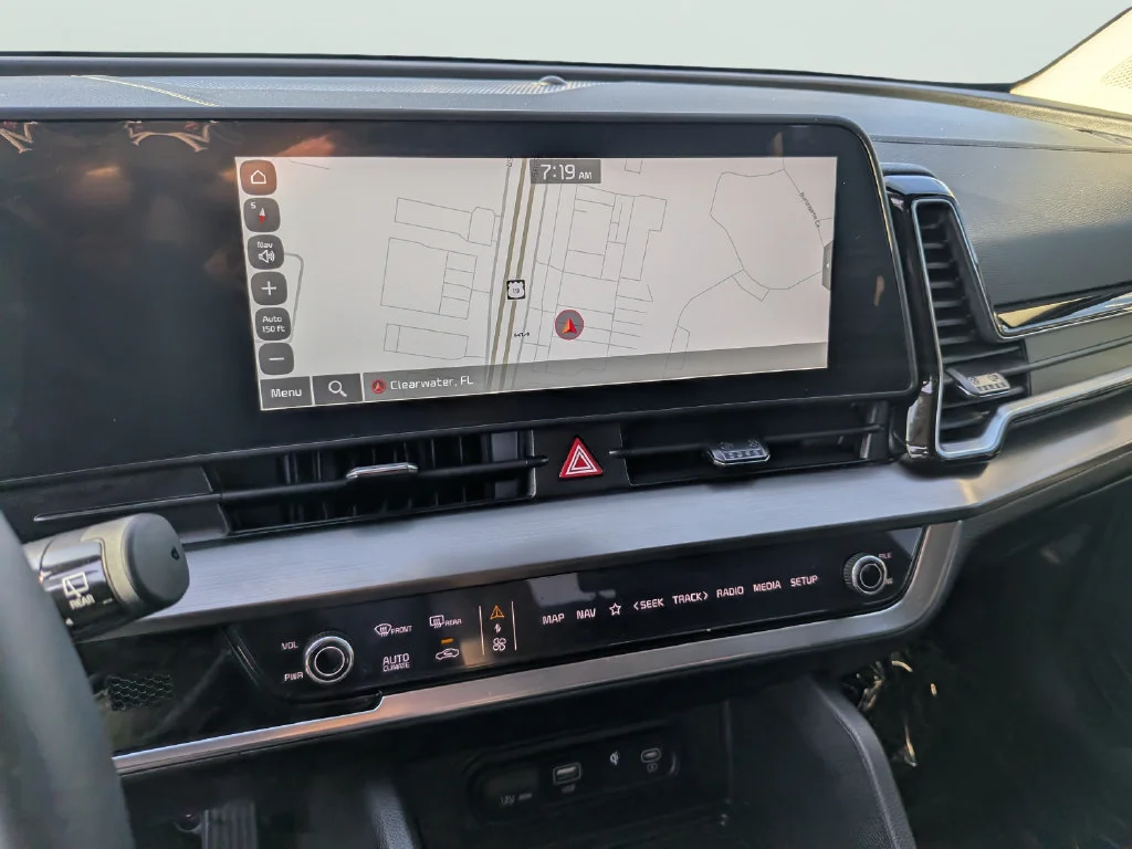 Used 2025 White Kia EX image 20