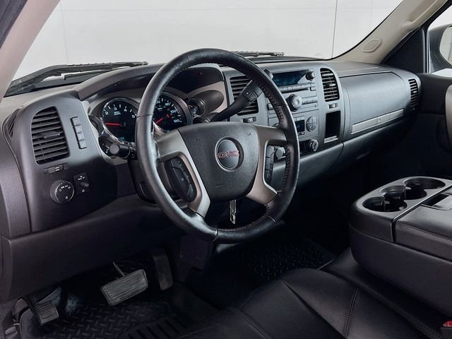 Used 2013 Silver GMC SLE image 28