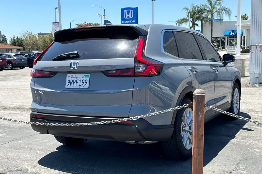 Certified Used 2025 Urban Gray Pearl Honda EX-L image 5