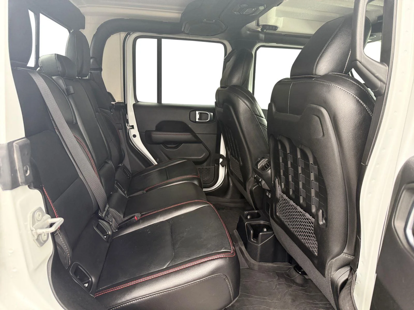 Used 2022 Bright White Clearcoat Jeep Rubicon image 23