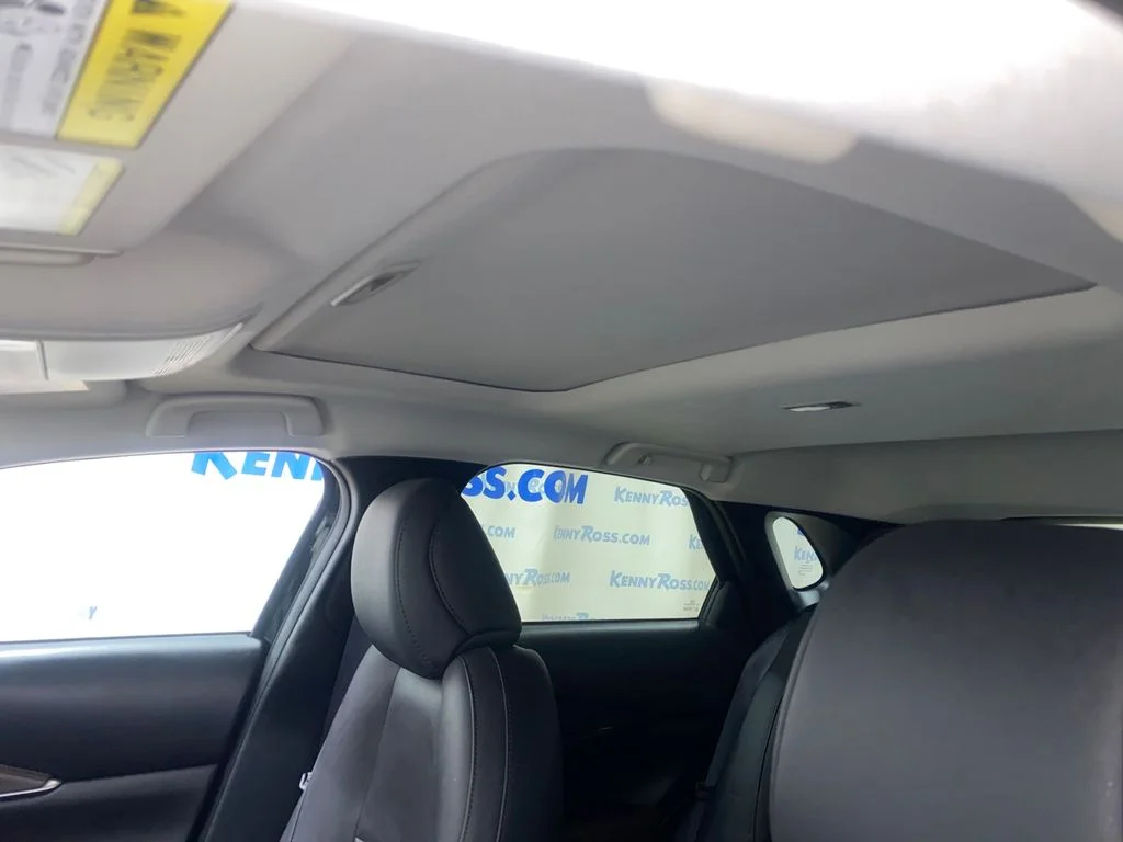 2025 Mazda CX-30 Premium - Photo 13