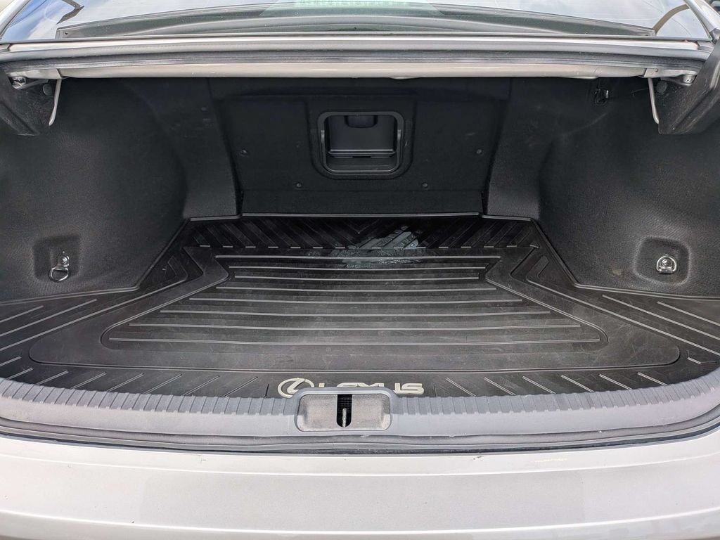 Used 2021 Silver Lexus 350 image 17