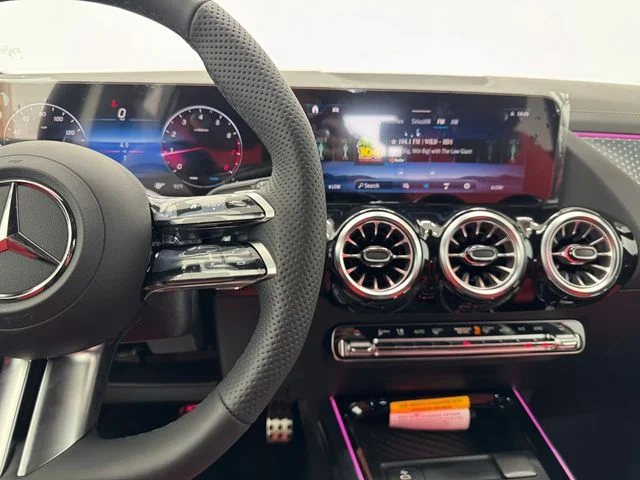 New 2026  Mercedes-Benz GLA 250 image 24