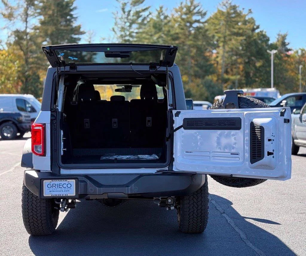 New 2026 White Ford Big Bend image 6