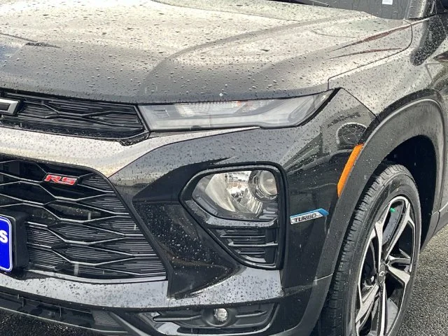 Used 2022 Black Chevrolet RS image 10