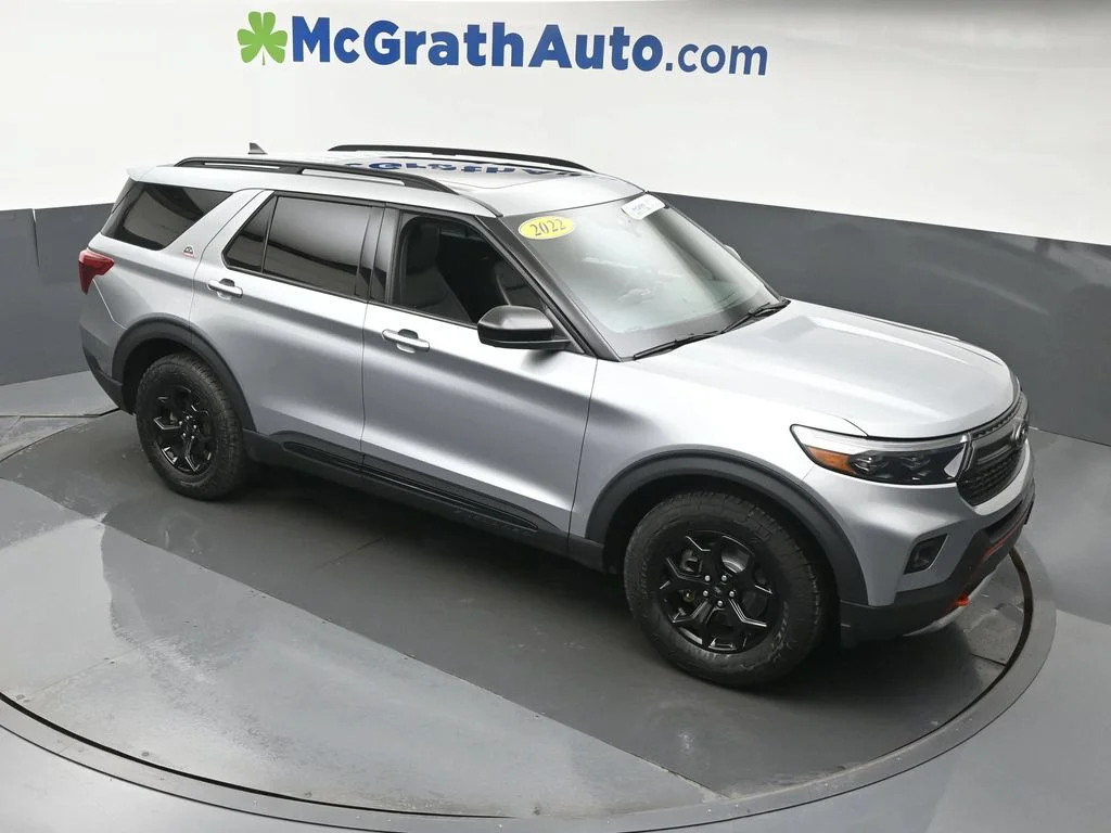 Used 2022 Silver Ford Timberline image 3