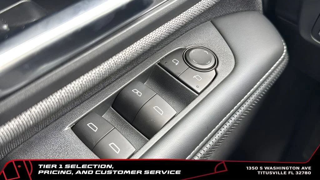 New 2026 Summit White GMC Elevation Extended Range image 25