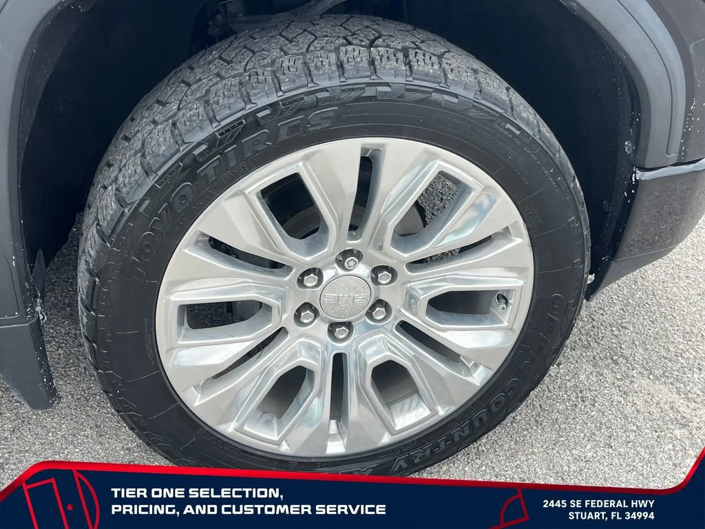 Used 2020 Onyx Black GMC Denali image 21