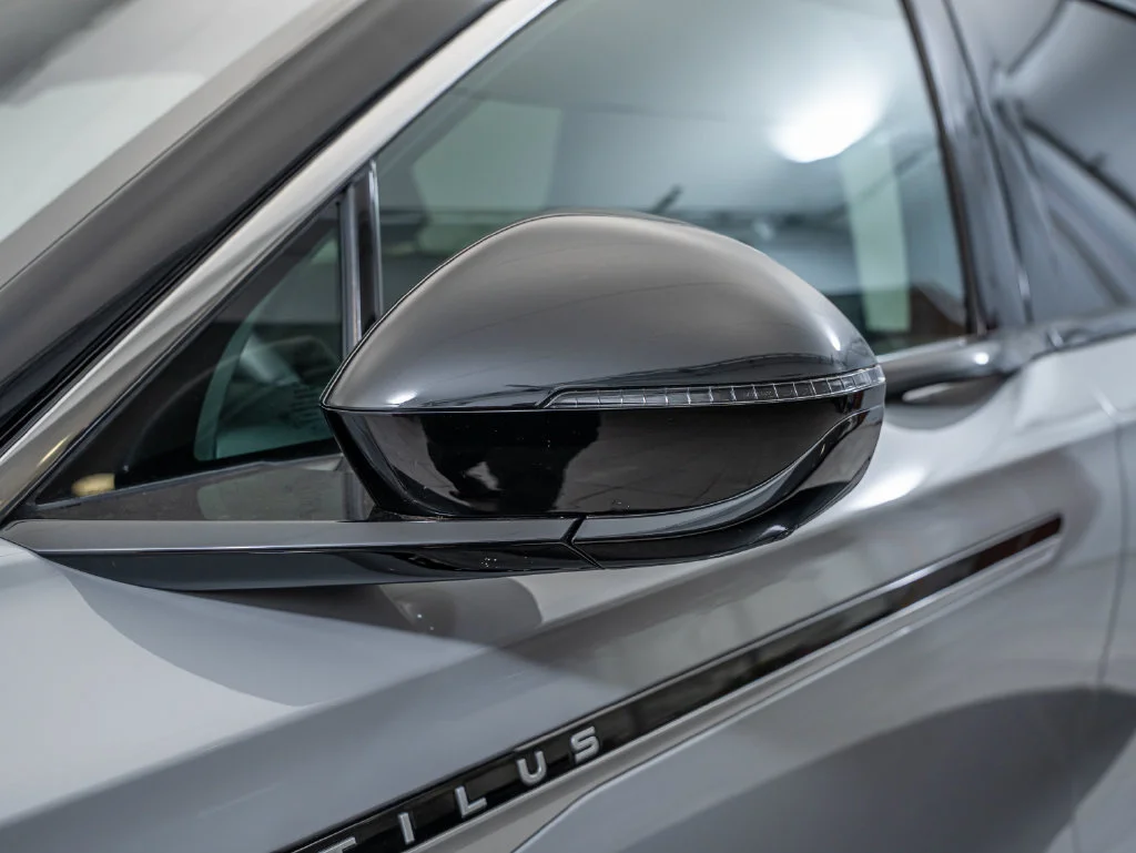 Used 2026 Gray Matter Metallic Cc Lincoln Premiere image 17