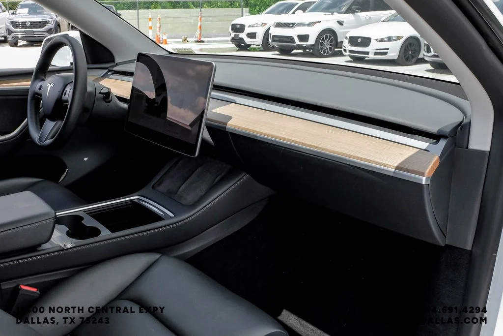 Used 2023 White Tesla Long Range image 11