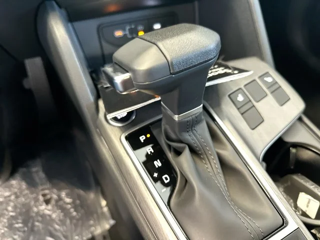 New 2027 Ebony Black Kia X-Line image 31