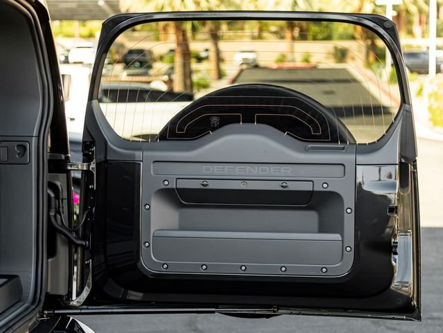 New 2026 Carpathian Grey Land Rover X image 32