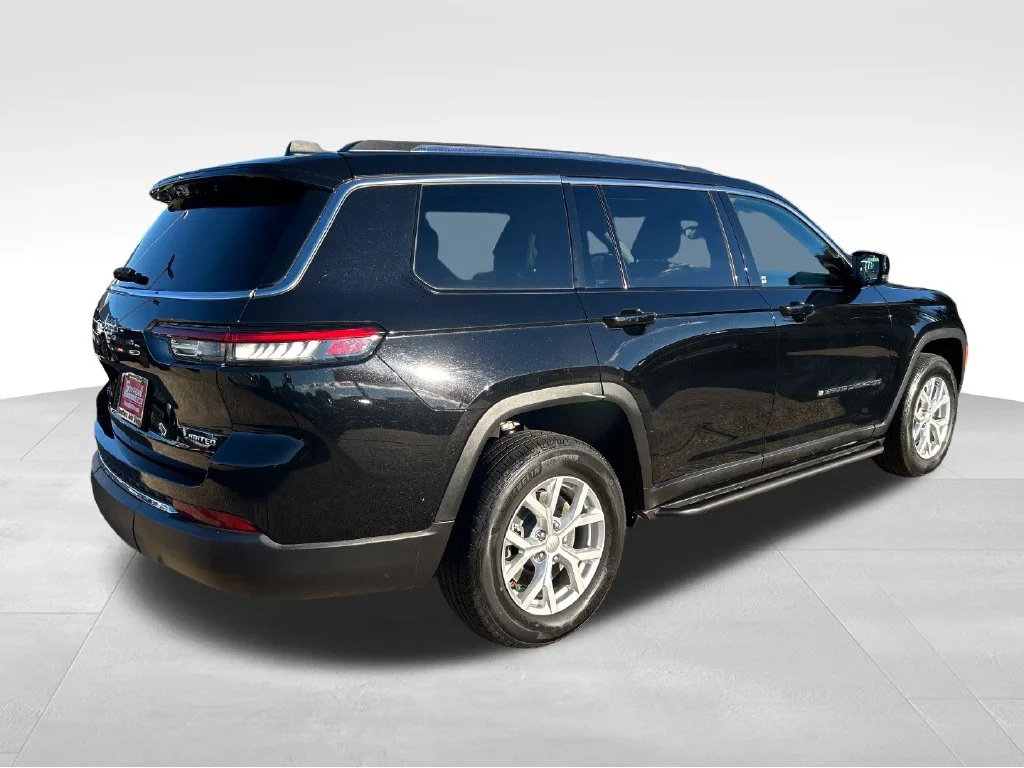 Used 2024 Black Jeep Limited image 5