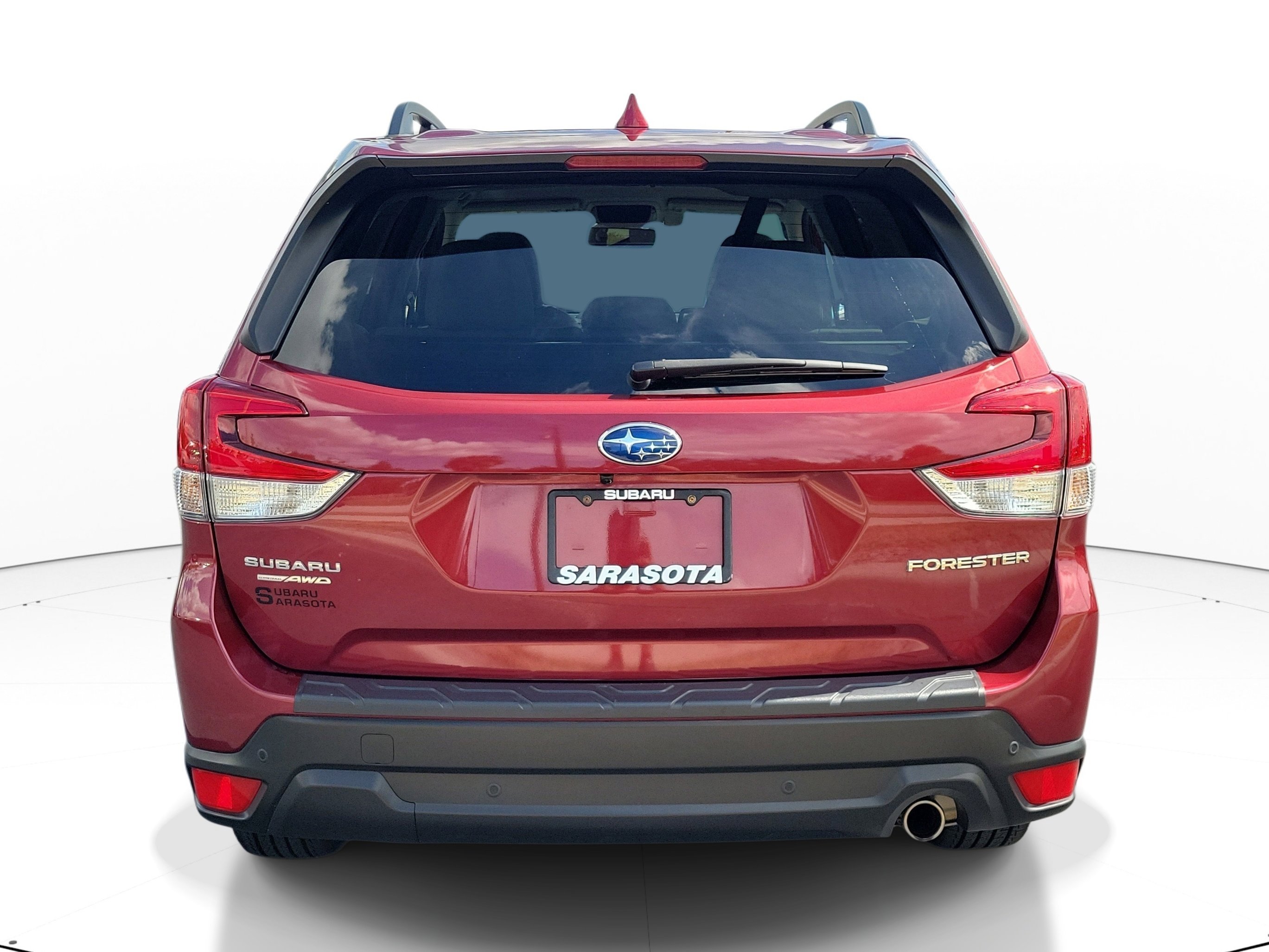 Used 2021 Crimson Red Pearl Subaru Limited image 4