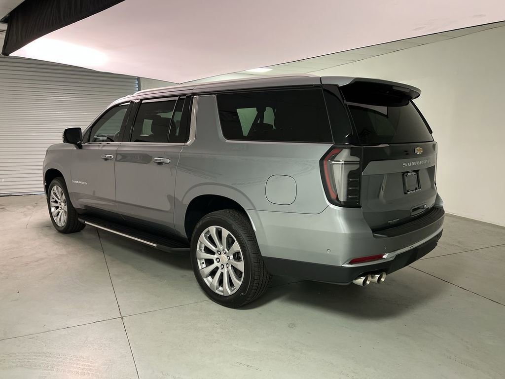2026 Chevrolet Suburban Premier - Photo 6