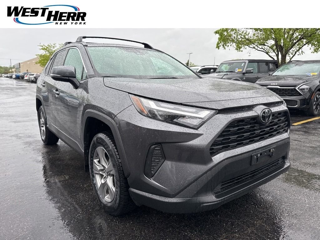 2024 Toyota RAV4 XLE AWD's photo