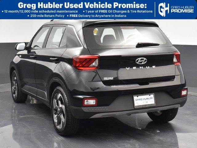 Used 2026 Black Hyundai SEL image 4