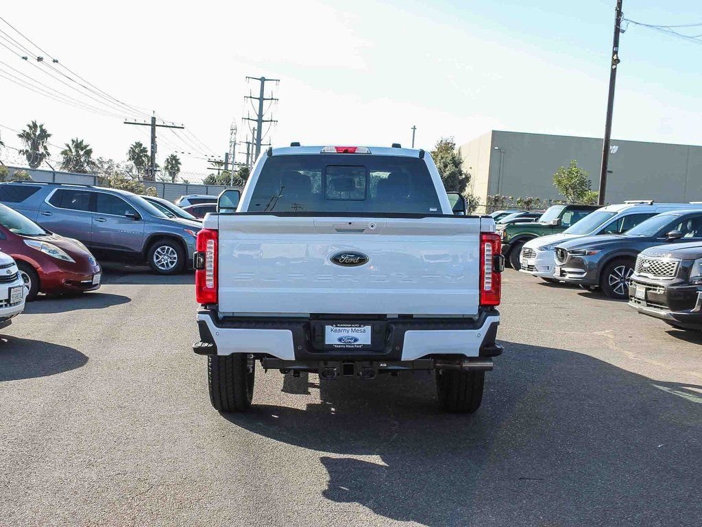 New 2026 Oxford White Ford XLT image 9