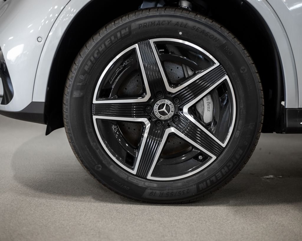 New 2026 Cirrus Silver Metallic Mercedes-Benz GLC 300 image 4