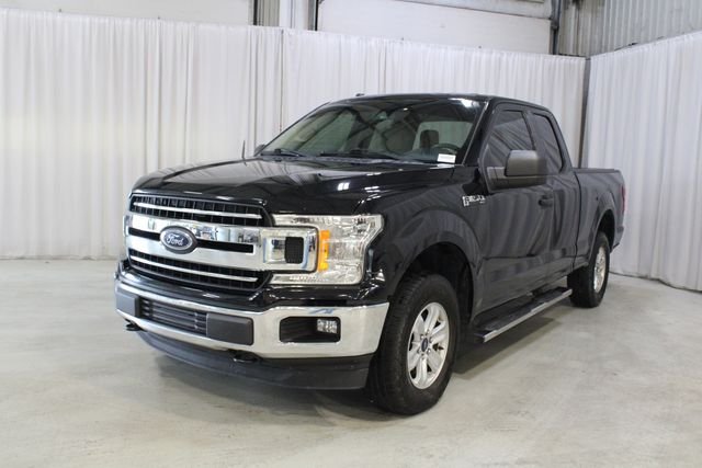 Used 2018 Shadow Black Ford XLT image 33