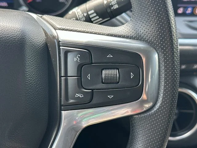Used 2022 Silver Chevrolet LT image 22
