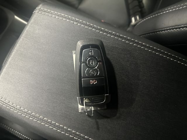 Used 2025 Black Ford Outer Banks image 33