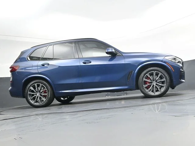 Used 2021 Blue BMW xDrive40i image 37