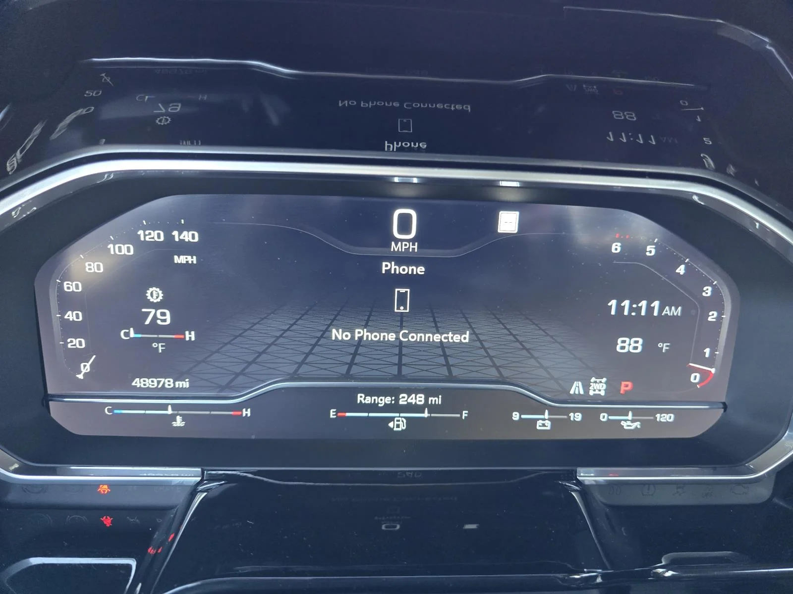Used 2022 SUMMIT WHITE GMC Elevation image 13