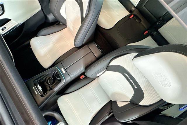 New 2026 MANUFAKTUR Moonlight White Magno Mercedes-Benz AMG® E 53 E image 48