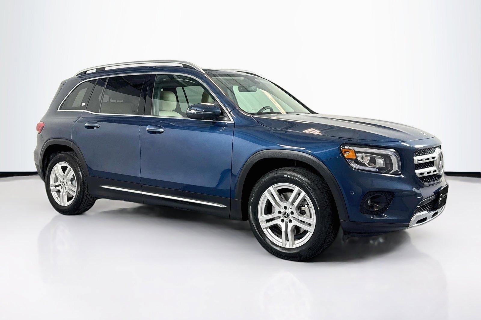Used 2022 Denim Blue Metallic Mercedes-Benz GLB 250 image 3