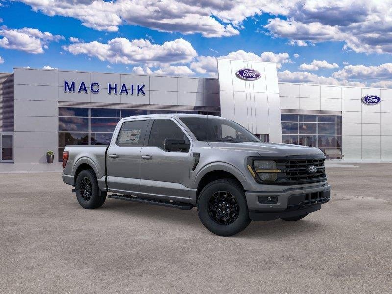 New 2026 Carbonized Gray Metallic Ford XLT image 7